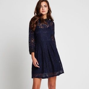 BCBGeneration Collared Open Back Lace Dress Sz 4